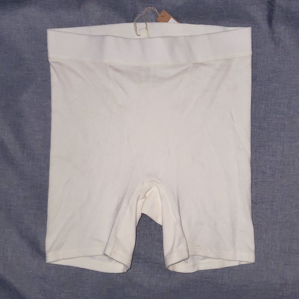 NWT SKIMS SMALL Logo Pointelle Boxer BONE